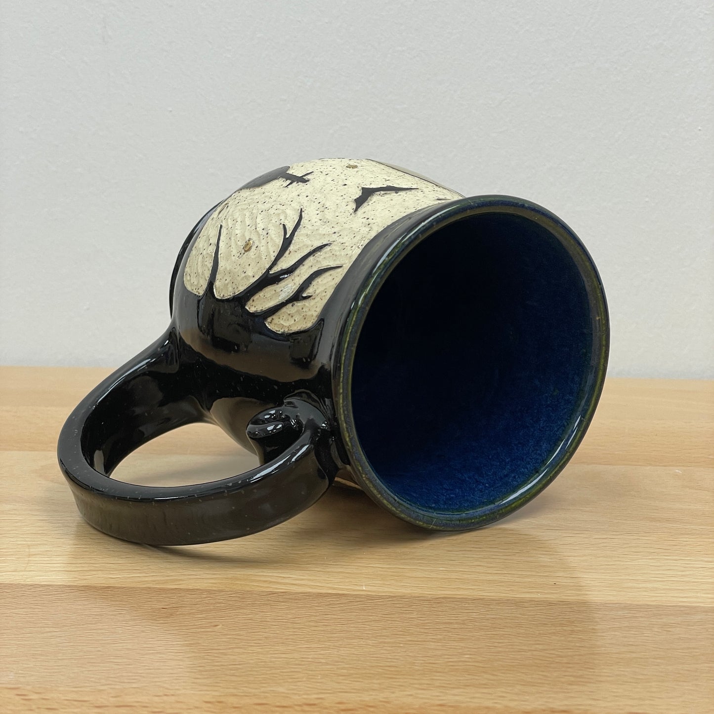 Sgraffito Bat Halloween Mug, dark blue inside