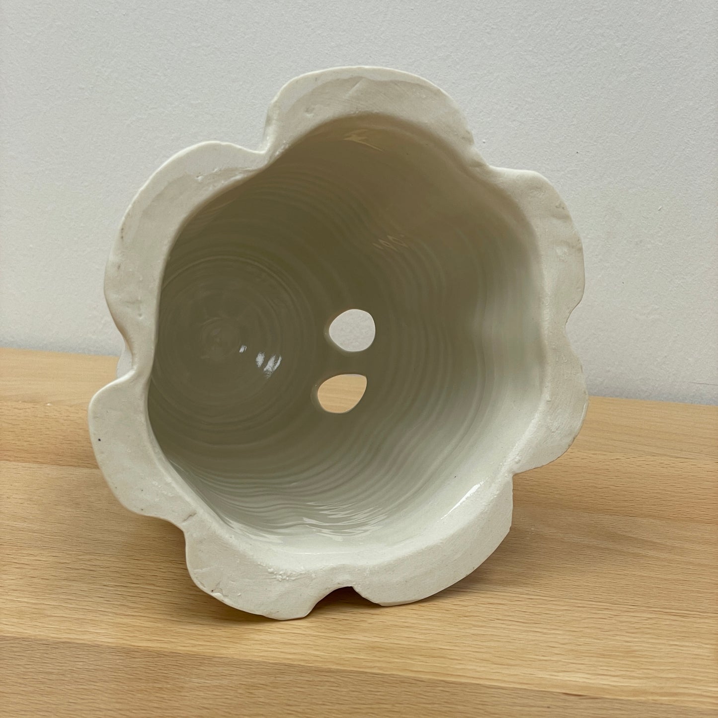Porcelain Ghost Luminary, medium