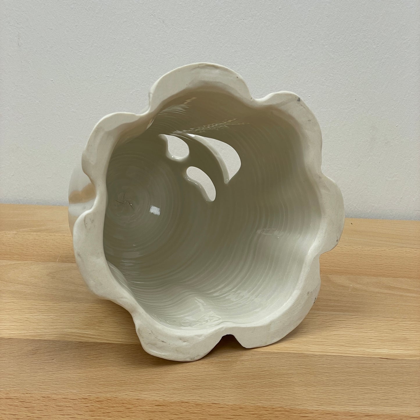 Porcelain Ghost Luminary 2