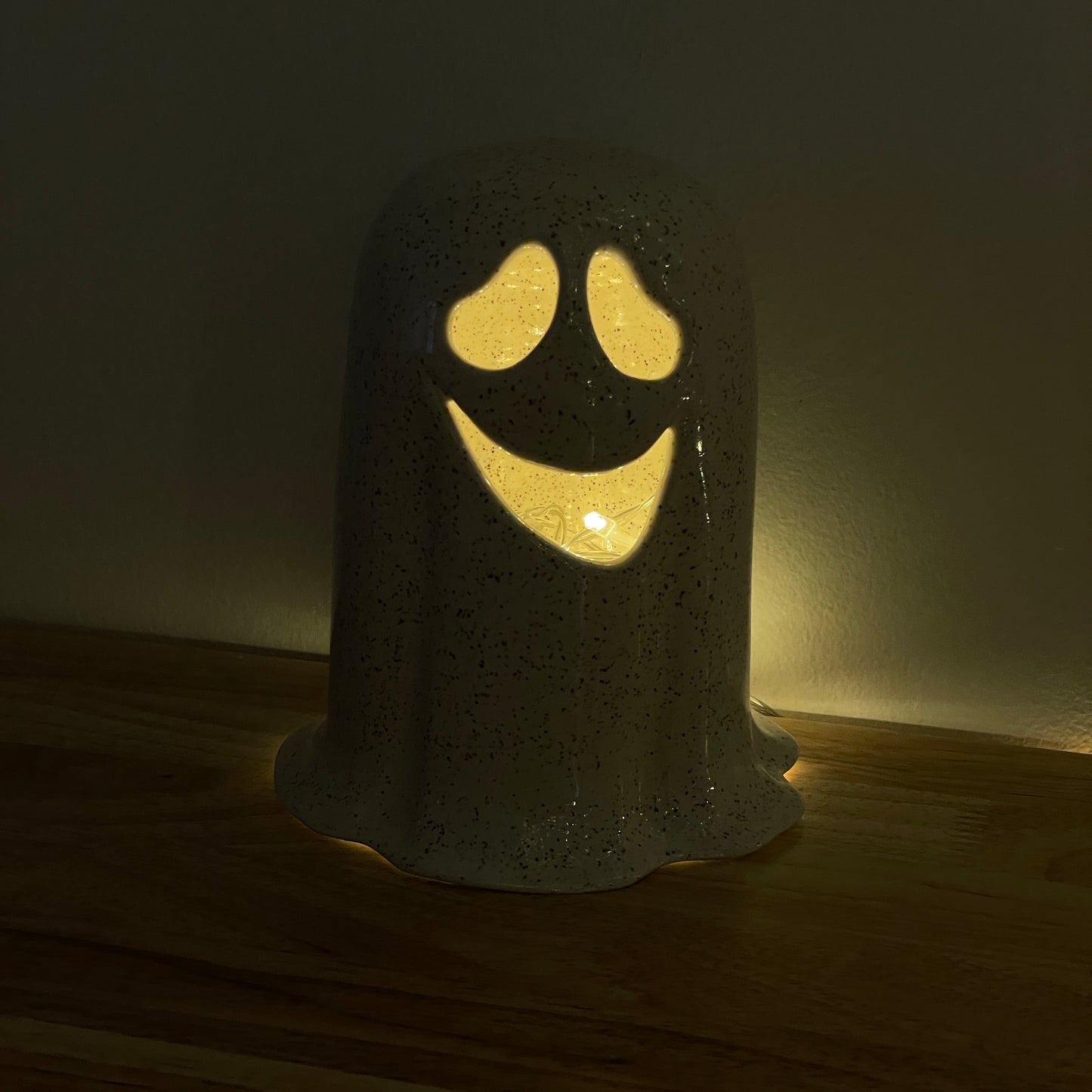 Ghost Luminary-Large
