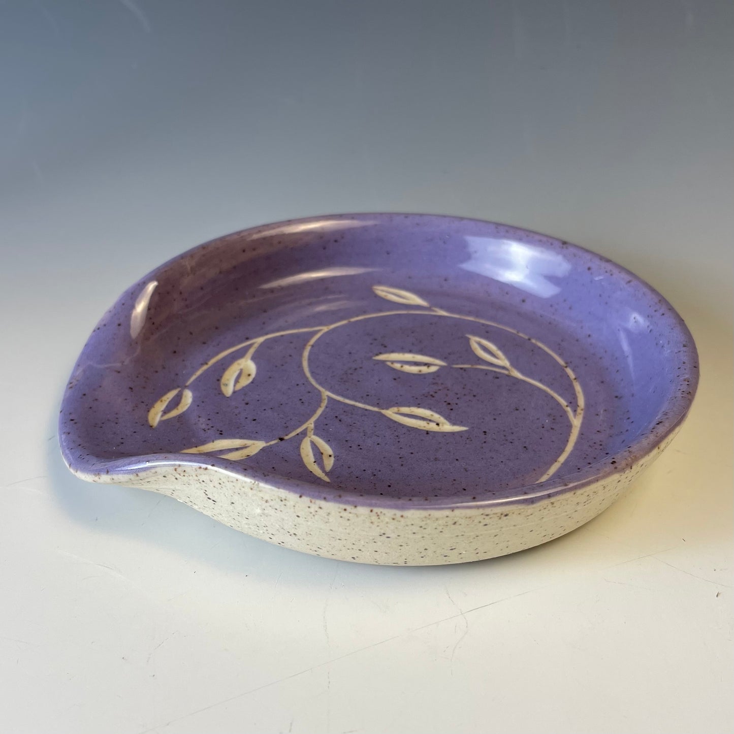 Purple Leaf-Carved Spoonrest