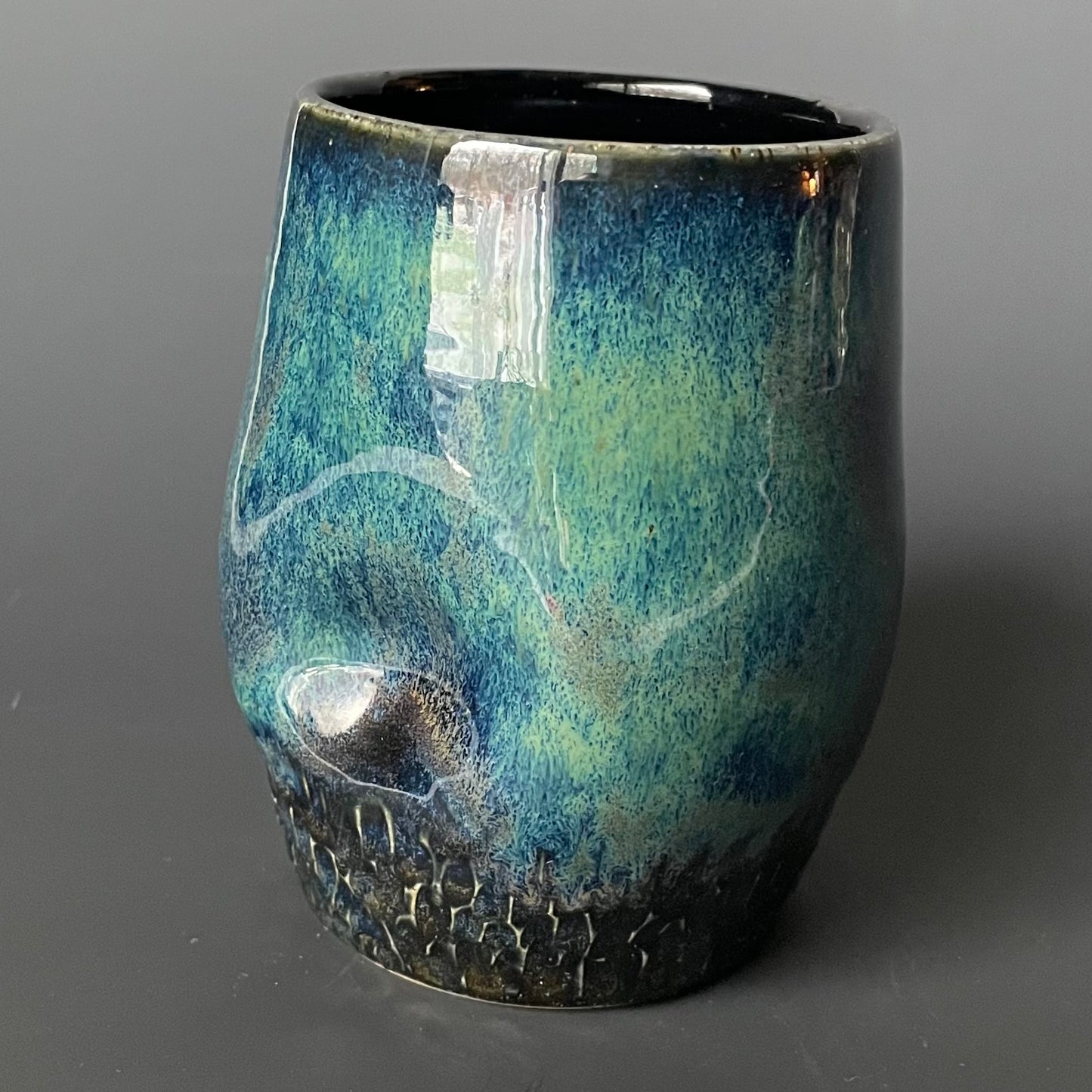 Carved Thumb Tumbler