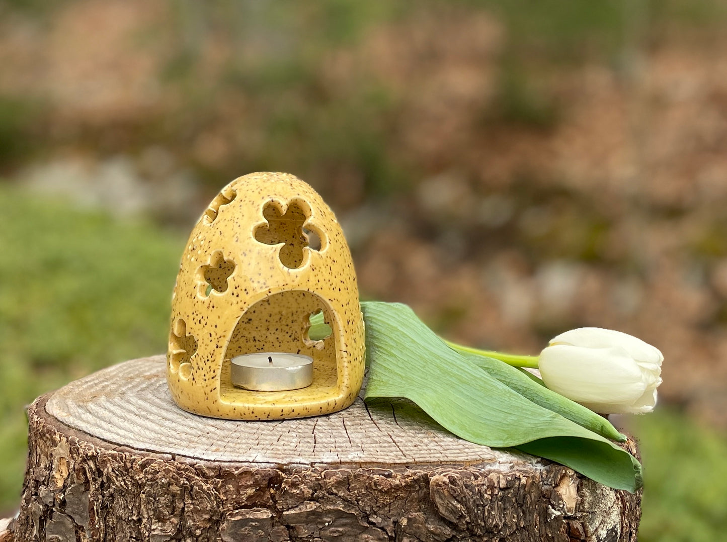 Yellow Easter Egg Luminary