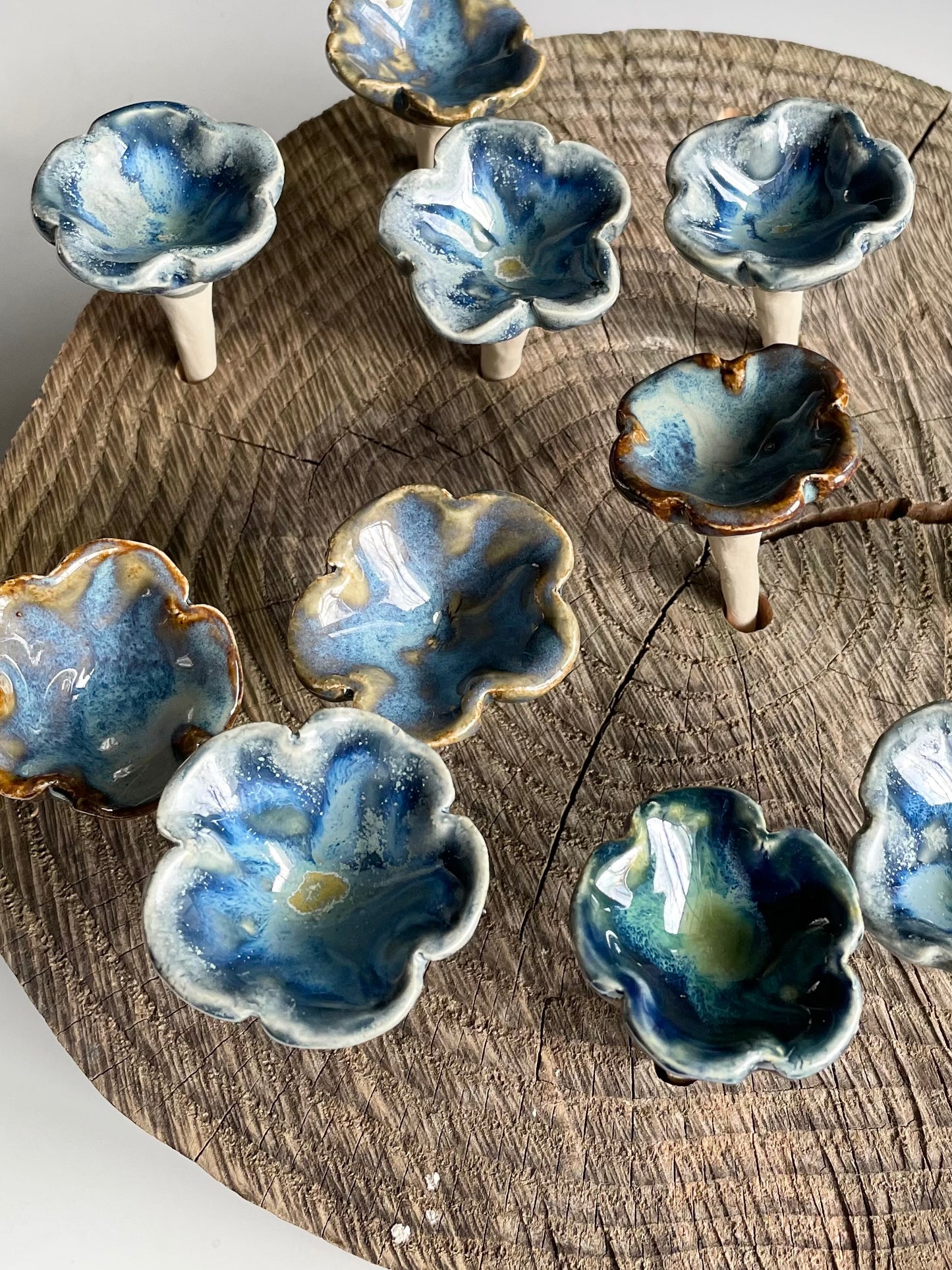 Spring Pollinator Cups-Dark Blue