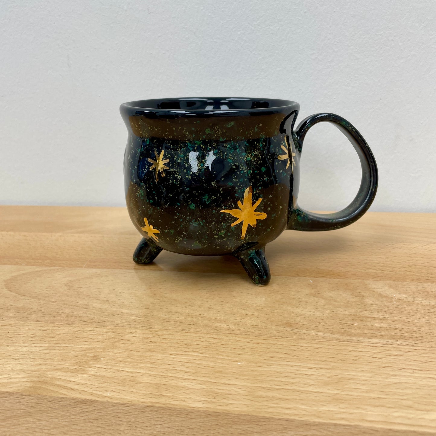 Witch Cauldron Mug, Green & Black flecked background with Gold
