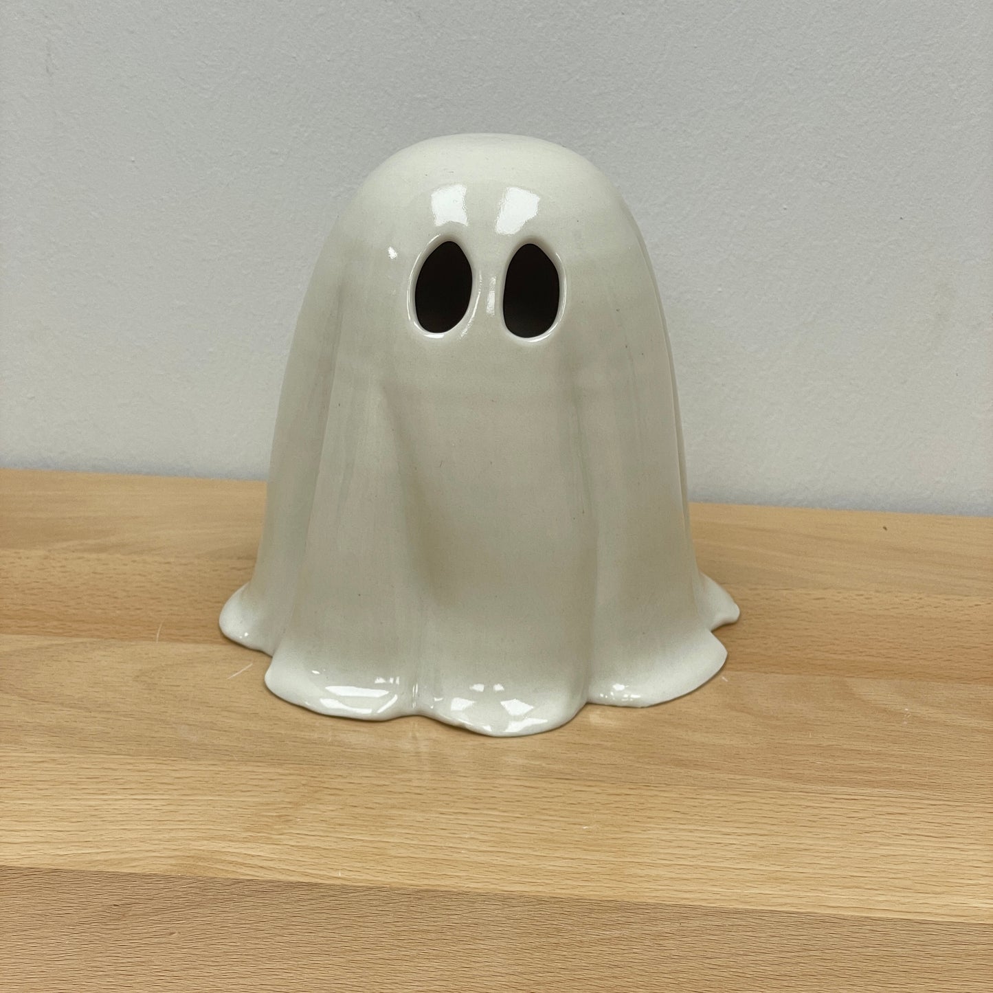 Porcelain Ghost Luminary, medium