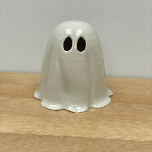 Porcelain Ghost Luminary, medium