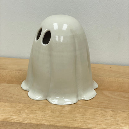 Porcelain Ghost Luminary, medium