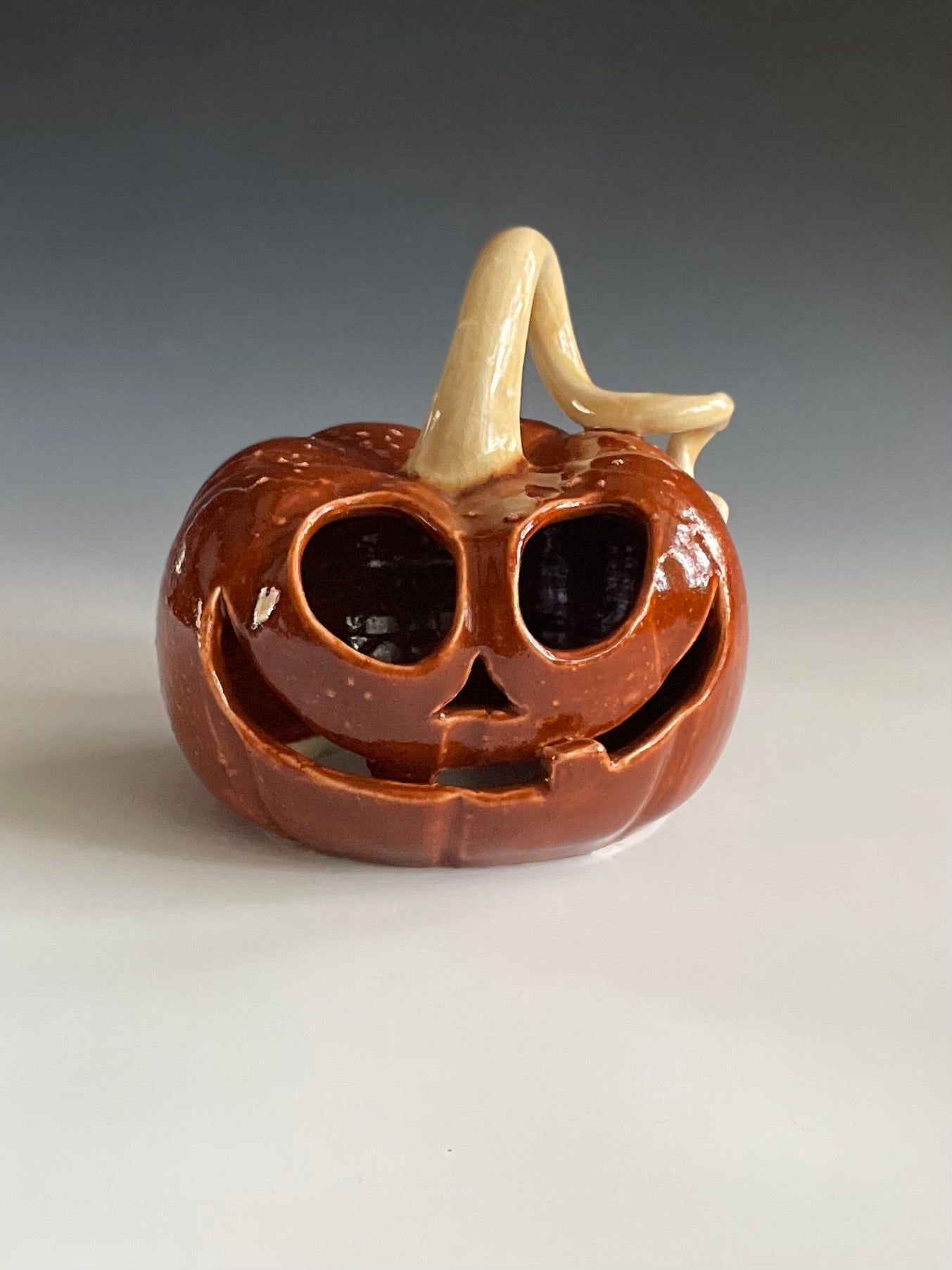 Member Only:  Pumpkin Making 1 Day Workshop: Sept. 3 from 5:30-8:30pm