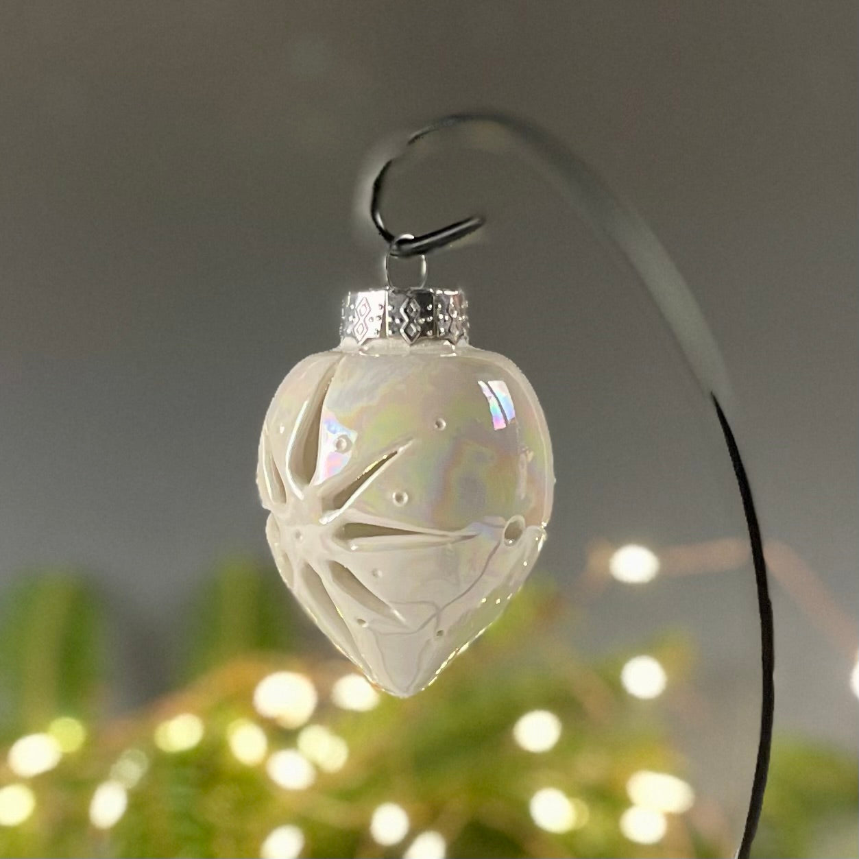 Porcelain Pierced Star Bauble