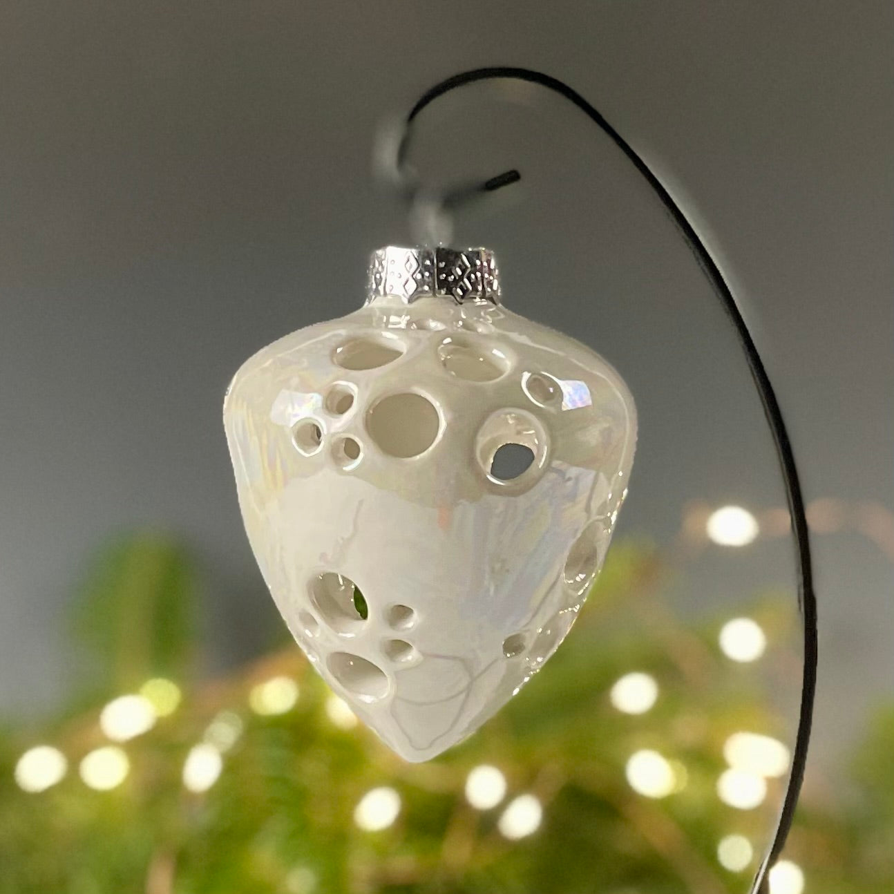 Porcelain Pierced Circle Bauble