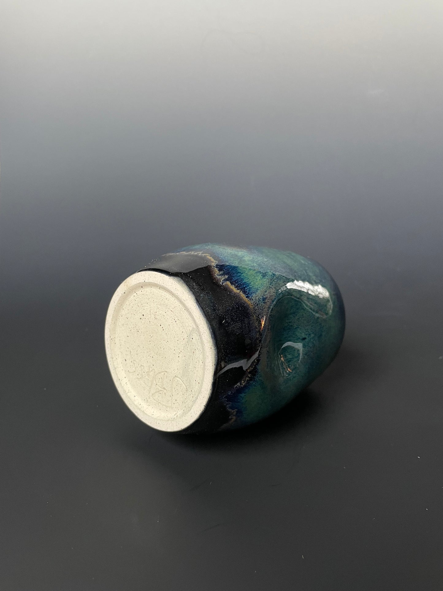 Thumb Tumbler
